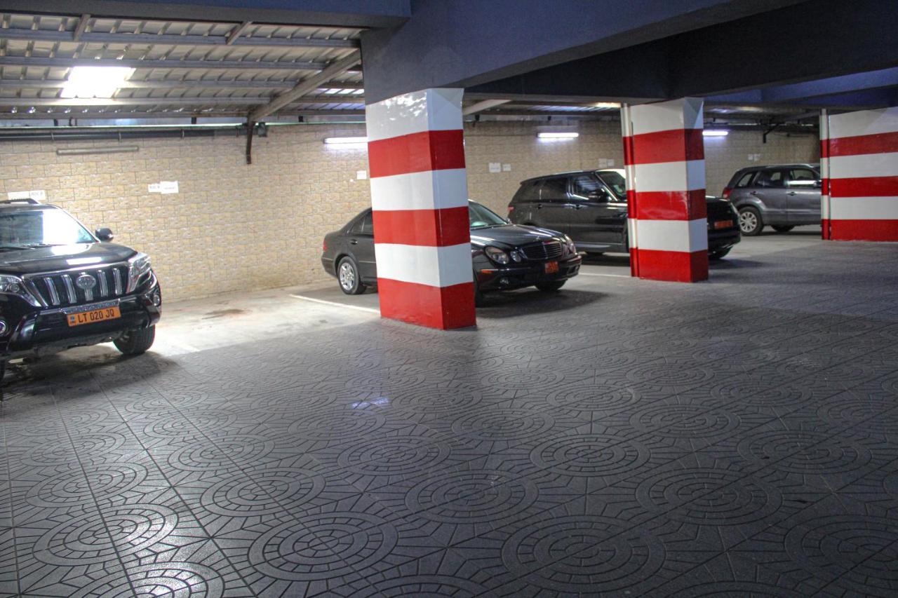 Residence Le Carat Bonapriso Douala Exterior foto